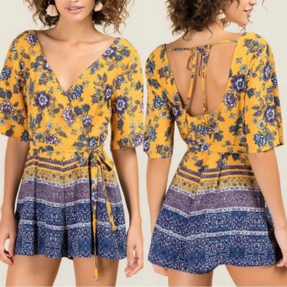Francesca’s Floral Print Tie Waist Romper Women’s Size XXS - Picture 7 of 7